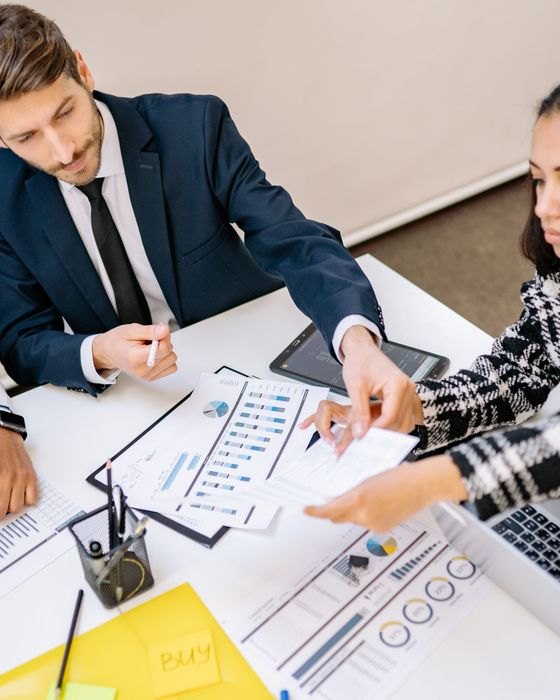 Finansal veriler grafiklerle analiz ediliyor