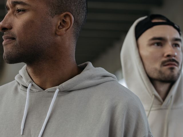 Sweatshirt & Hoodie