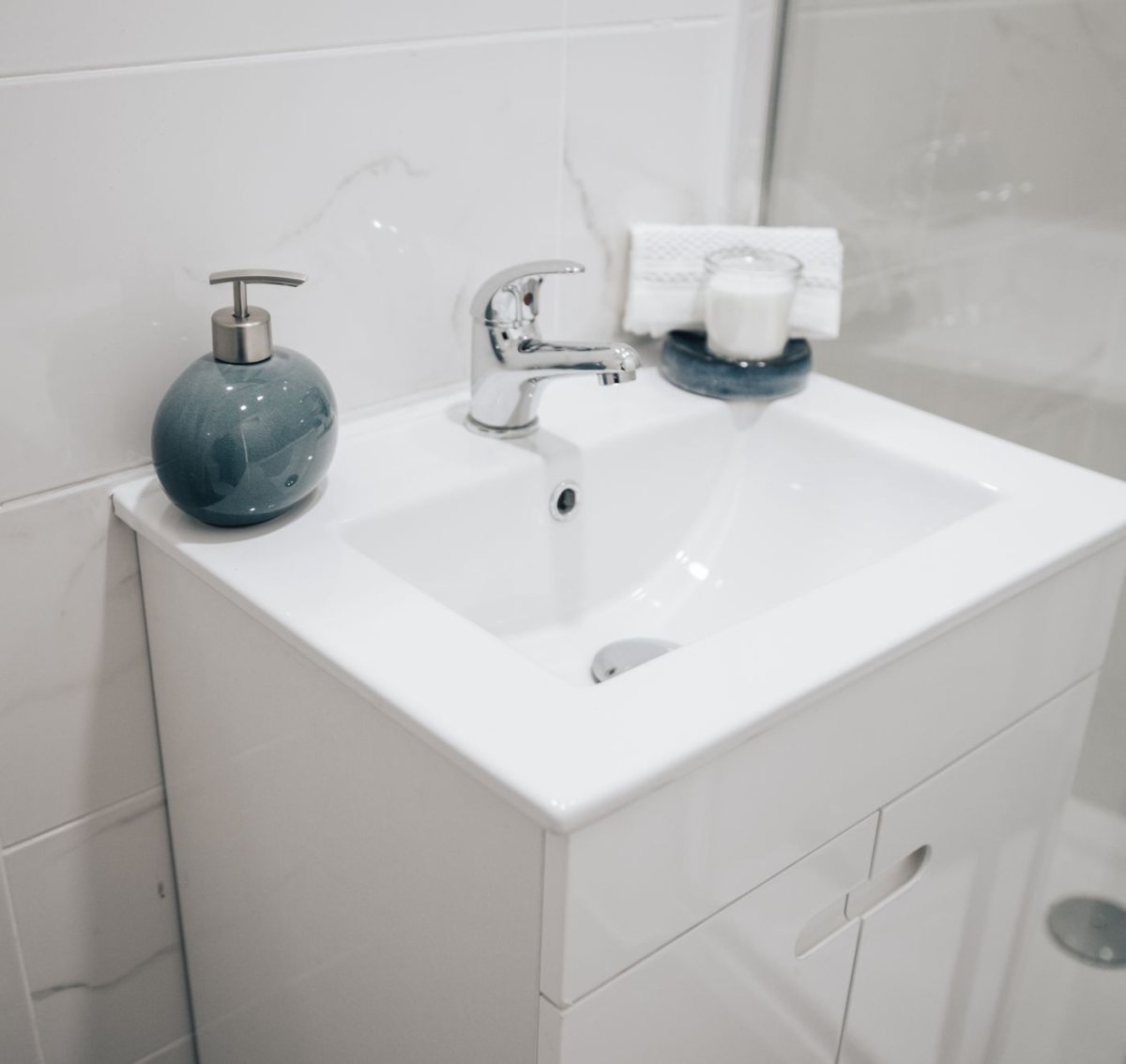Banyo dolabı genişliği nasıl seçilir?