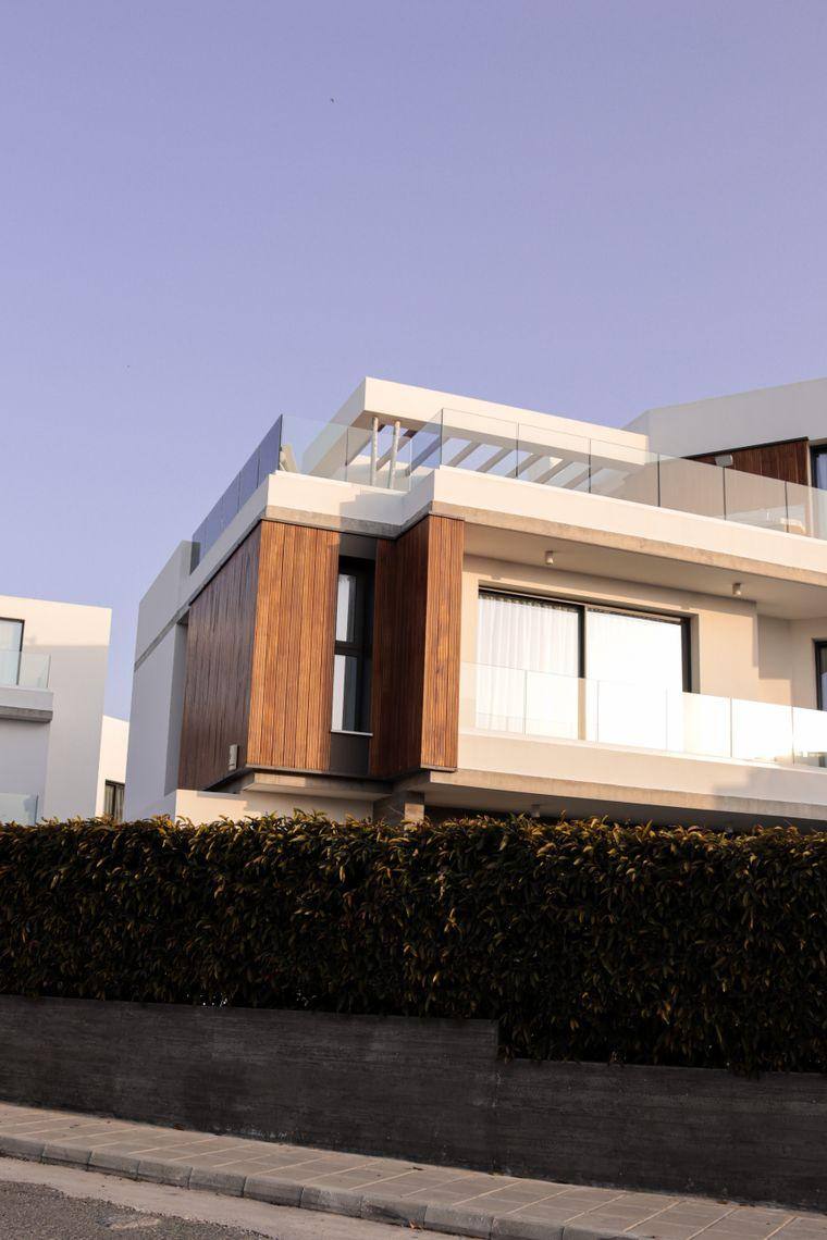 Ahşap lamelli villa cephesi
