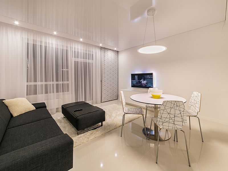 Pırıl pırıl parlayan bir salon