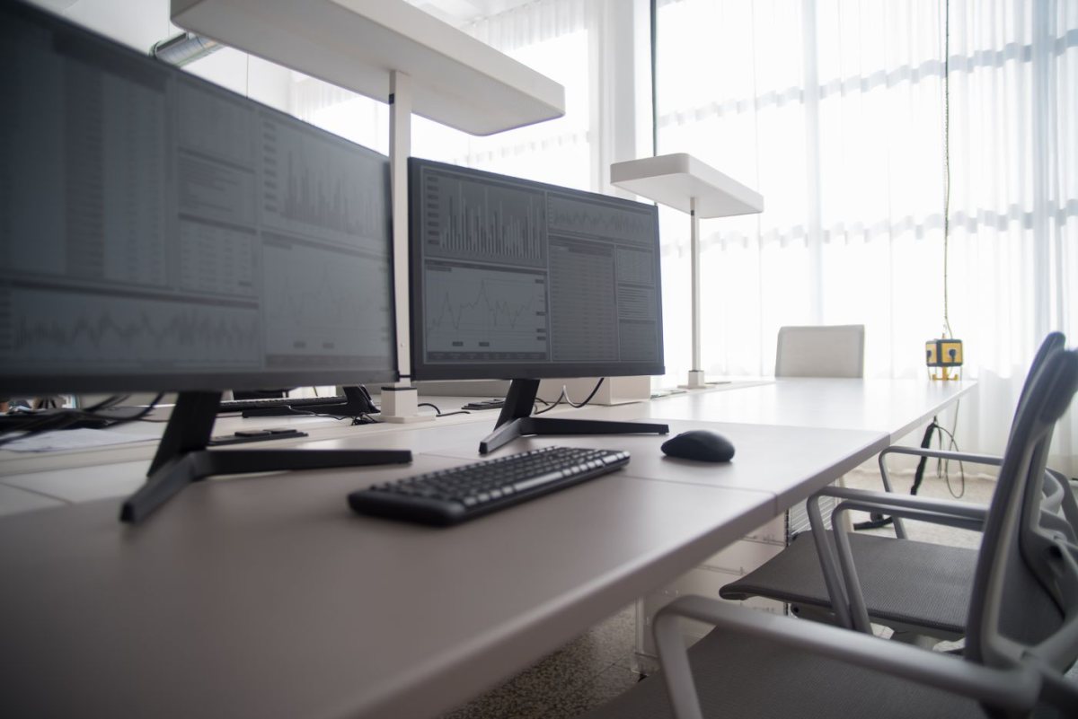 24 inç Ofis Monitörü