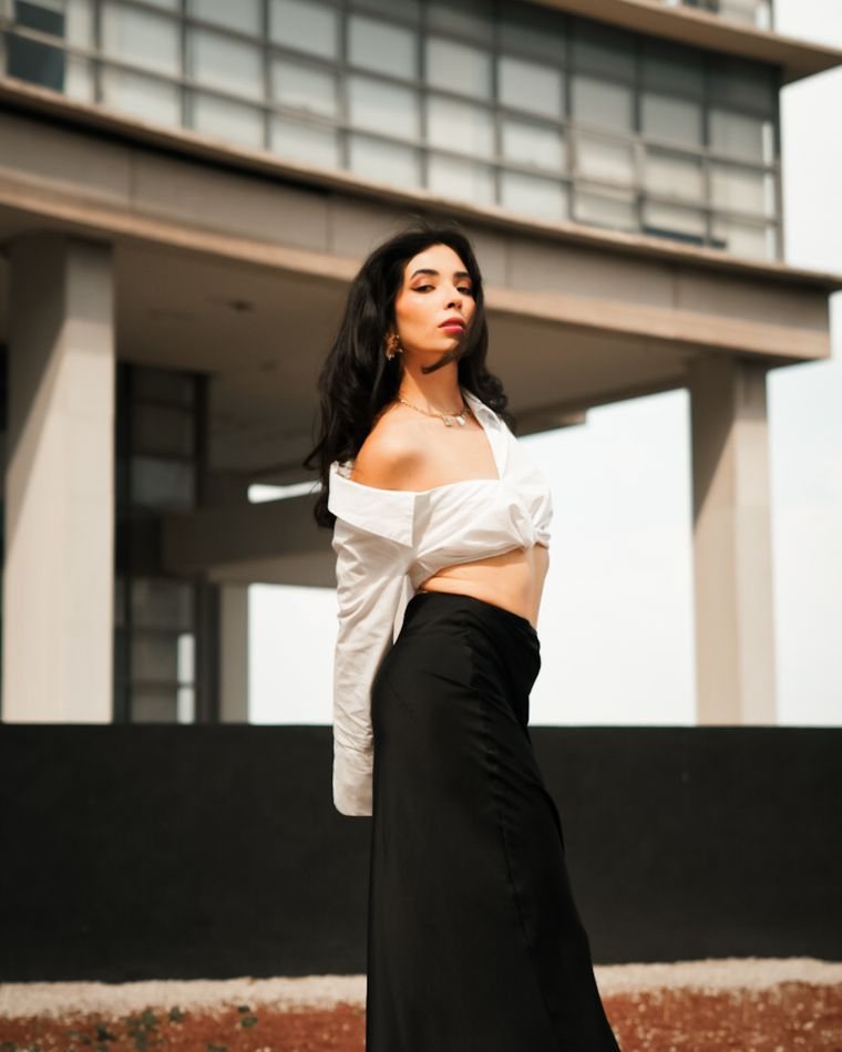 Saten Midi Etek — ayrıntı